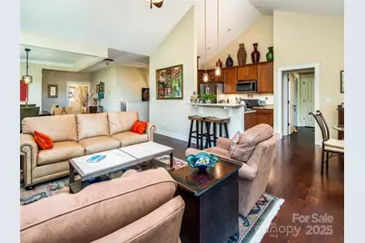 38 S Kaufman Stone Way, Biltmore Lake, NC 28715 - Photo 4