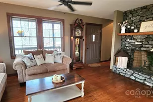 62 Douglas Dr, Leicester, NC 28748 - Photo 4