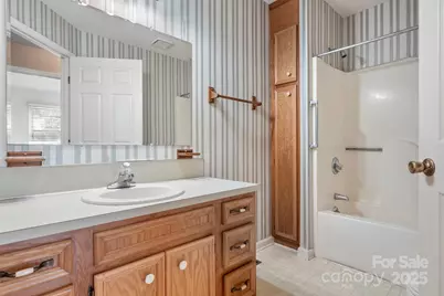 5136 Olde School Drive, Hickory, NC 28602 - Photo 22