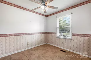 5136 Olde School Dr, Hickory, NC 28602 - Photo 14