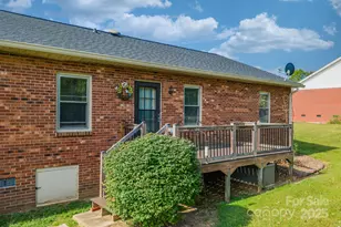 5136 Olde School Dr, Hickory, NC 28602 - Photo 34