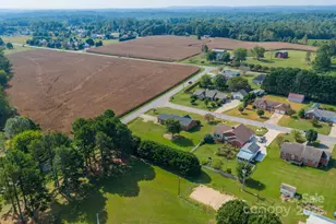 5136 Olde School Dr, Hickory, NC 28602 - Photo 40