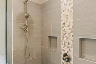 893 Players Ridge Rd, Hickory, NC 28601 - Photo 16