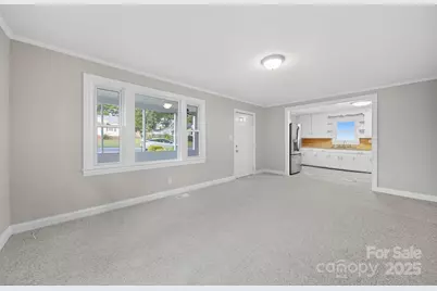 304 S Vine Street, Gastonia, NC 28052 - Photo 4