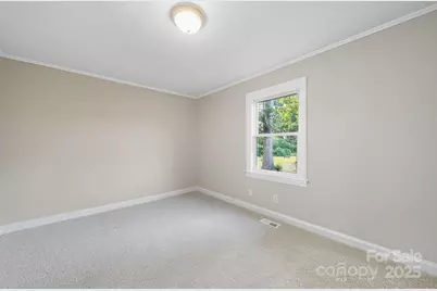 304 S Vine Street, Gastonia, NC 28052 - Photo 14