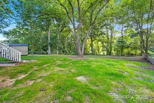 304 S Vine St, Gastonia, NC 28052 - Photo 22