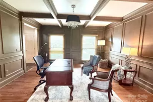 3630 8th St Pl NW, Hickory, NC 28601 - Photo 14