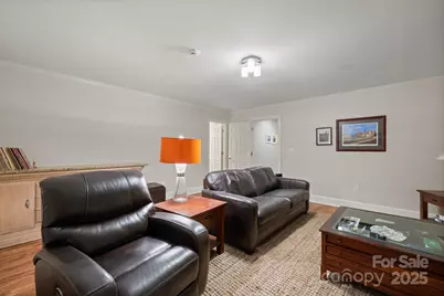 3630 8th Street Place NW, Hickory, NC 28601 - Photo 32