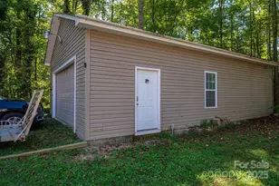 741 Sunridge Dr, Lincolnton, NC 28092 - Photo 40