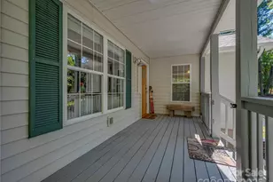 15 Wexford Dr, Hendersonville, NC 28791 - Photo 10