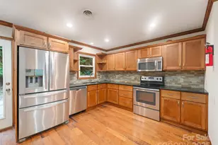 158 Dover Ln, Spruce Pine, NC 28777 - Photo 6