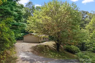 158 Dover Ln, Spruce Pine, NC 28777 - Photo 2