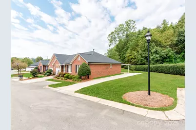 2207 Windsor Woods Drive, Gastonia, NC 28054 - Photo 2