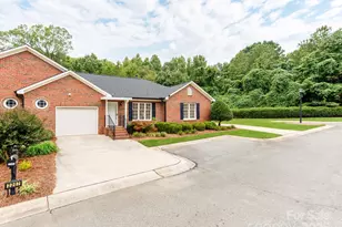 2207 Windsor Woods Dr, Gastonia, NC 28054 - Photo 1