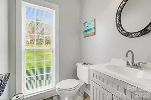 7924 Fairmeadows Dr, Charlotte, NC 28269 - Photo 28