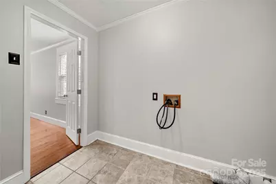 215 W D Street, Newton, NC 28658 - Photo 38