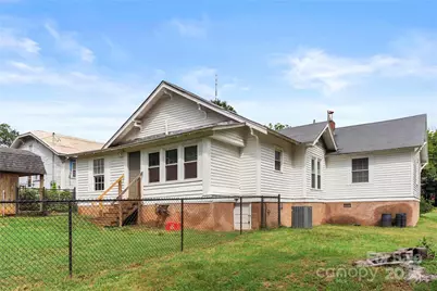 215 W D Street, Newton, NC 28658 - Photo 46