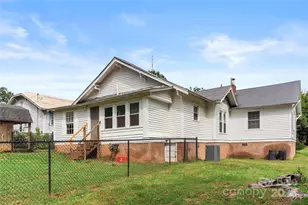 215 W D St, Newton, NC 28658 - Photo 46