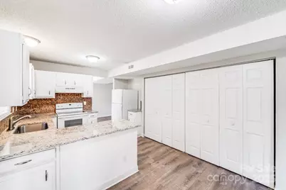 11222 Smoke Tree Lane, Charlotte, NC 28226 - Photo 16