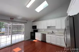 5312 Rea Rd, Charlotte, NC 28226 - Photo 8