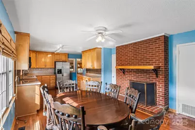 5325 US 70 Highway W, Marion, NC 28752 - Photo 6