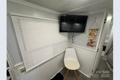 110 Meadowview Circle, New London, NC 28127 - Photo 6