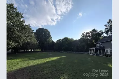 7901 Saddleview Court, Charlotte, NC 28105 - Photo 24