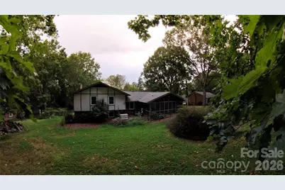 510 4th Avenue NE, Conover, NC 28613 - Photo 6