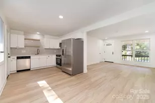 2427 Danforth Ln, Charlotte, NC 28208 - Photo 12