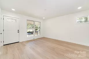 2427 Danforth Ln, Charlotte, NC 28208 - Photo 14