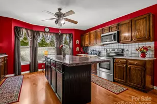 130 Briarwood Dr, Rutherfordton, NC 28139 - Photo 8