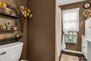 130 Briarwood Dr, Rutherfordton, NC 28139 - Photo 18