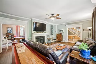 311 W 6th Ave, Gastonia, NC 28052 - Photo 4