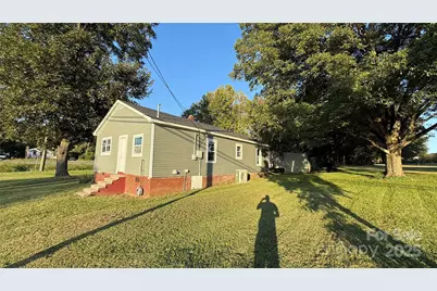 3839 W Dixon Boulevard, Shelby, NC 28152 - Photo 6