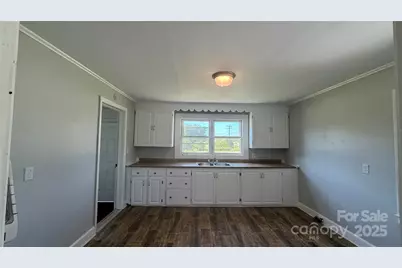 3839 W Dixon Boulevard, Shelby, NC 28152 - Photo 16