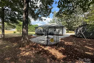 102 Stephens Dr, Morganton, NC 28655 - Photo 36