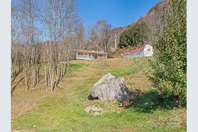 93 Merry Way, Clyde, NC 28721 - Photo 2