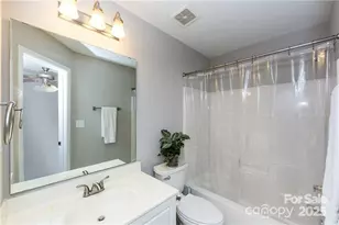 1265 E Woodlawn Rd, Charlotte, NC 28209 - Photo 20