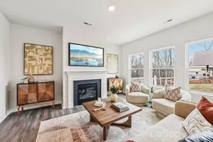 3742 Coleman Dr, Charlotte, NC 28215 - Photo 6