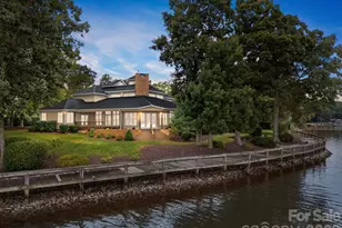 1890 Yacht Club Dr, Denver, NC 28037 - Photo 2