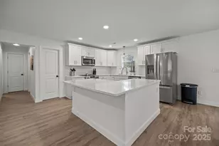 1100 Jenkins Dr, Charlotte, NC 28212 - Photo 6