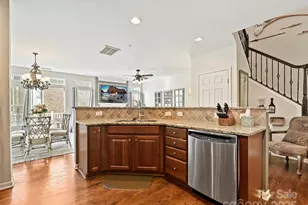 405 Armour St, Davidson, NC 28036 - Photo 12