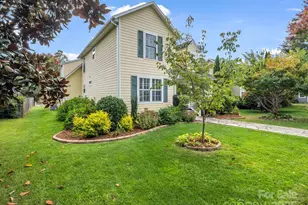 10 Cotton Creek Cir, Black Mountain, NC 28711 - Photo 2