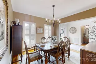 2400 Carriage Ln, Lincolnton, NC 28092 - Photo 16