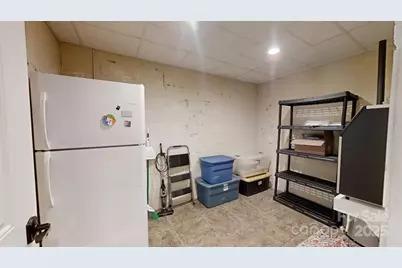 2400 Carriage Lane, Lincolnton, NC 28092 - Photo 36