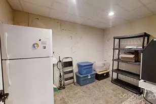 2400 Carriage Ln, Lincolnton, NC 28092 - Photo 36