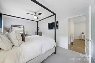 3734 Dunwoody Dr, Charlotte, NC 28215 - Photo 16