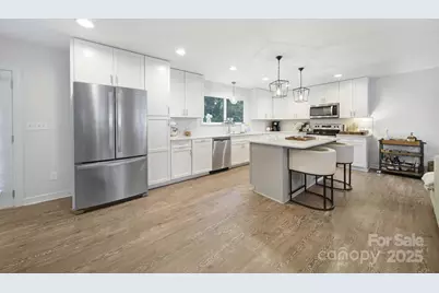 3734 Dunwoody Drive, Charlotte, NC 28215 - Photo 10