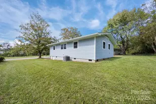 613 Bee Tree Rd, Swannanoa, NC 28778 - Photo 30