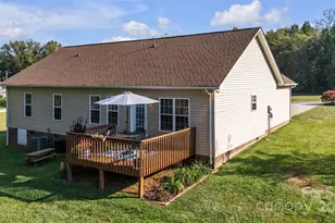 79 Rachels Ln, Taylorsville, NC 28681 - Photo 6